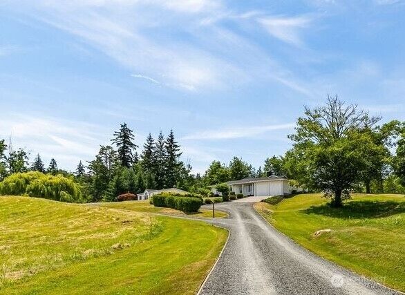 Property Photo:  2949  Canlin Drive  WA 98248 