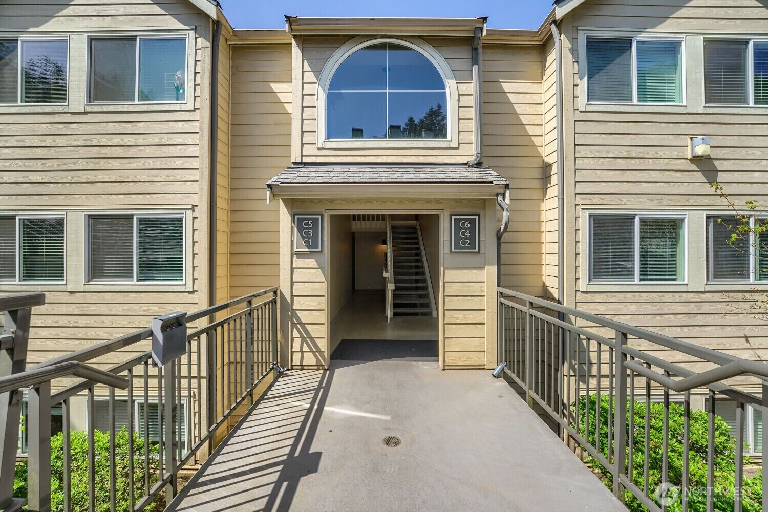Property Photo:  3811  130th Lane SE C3  WA 98006 