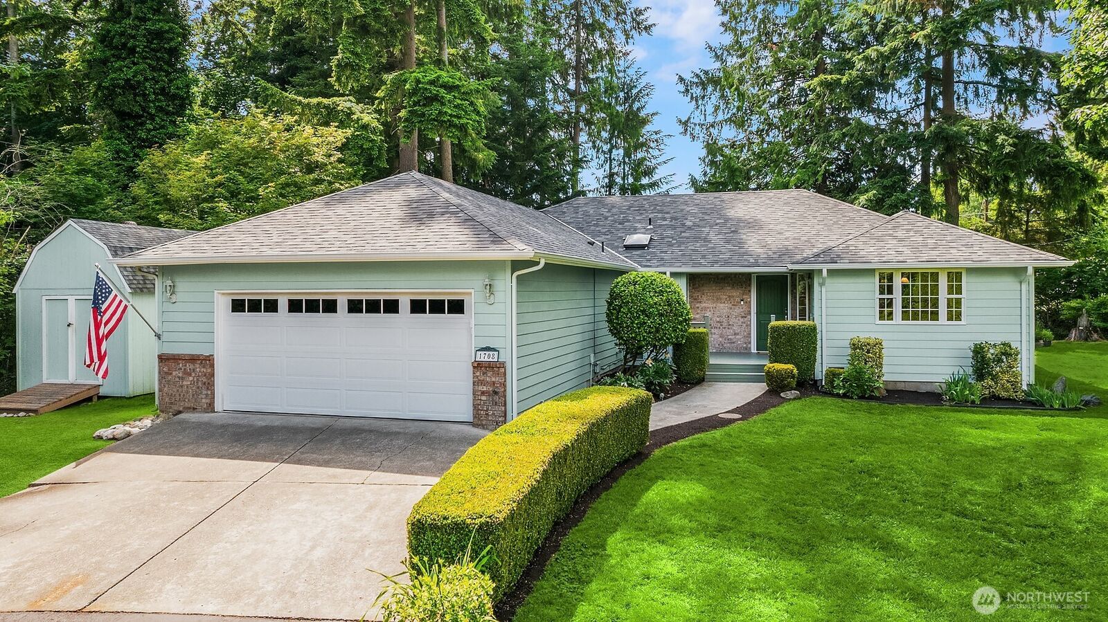 Property Photo:  1708  Lakewood Road  WA 98223 