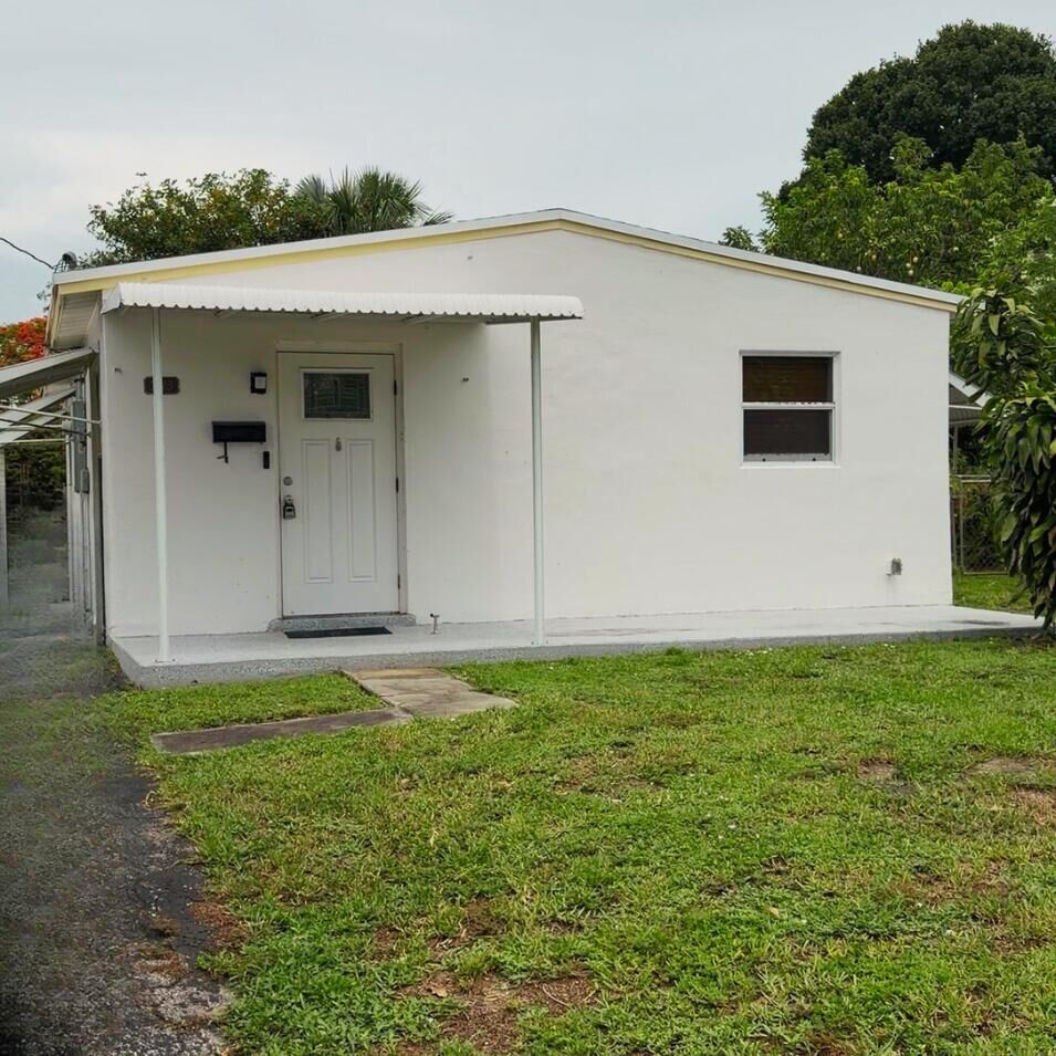 Property Photo:  2573 NW 58th Avenue  FL 33063 