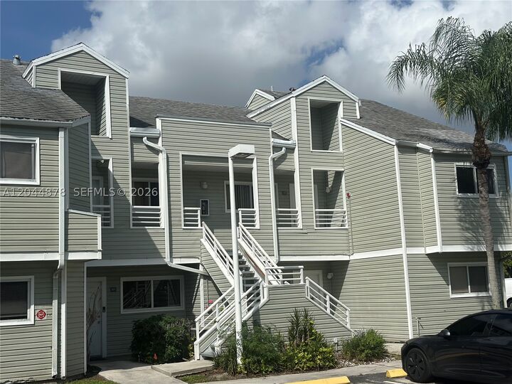 Property Photo: 3417 NW 44th St 206 FL 33309