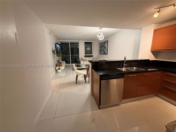 Property Photo: 253 NE 2nd St 1204 FL 33132
