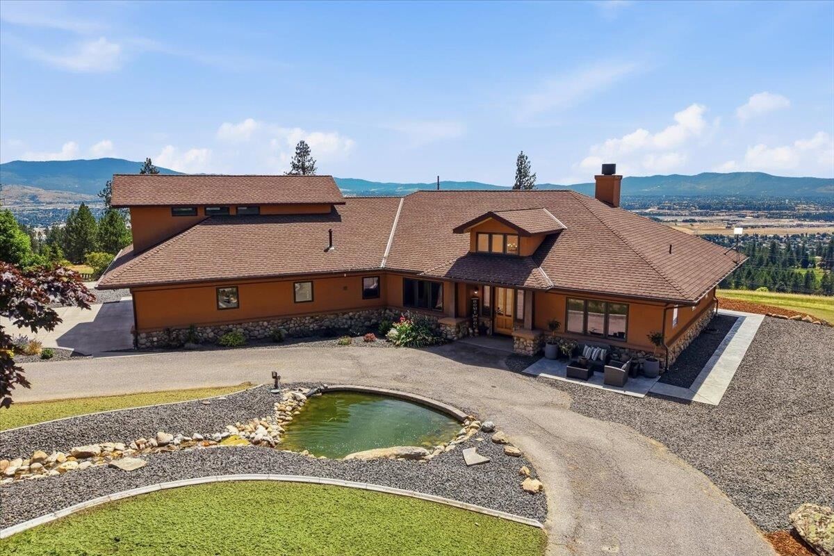 Property Photo:  16211 E Jacobs Ln  WA 99217 