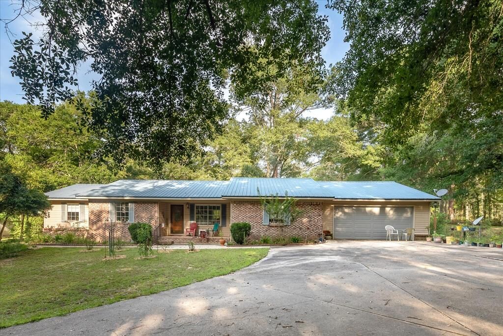 Property Photo:  429 N Bob Street  AL 36318 