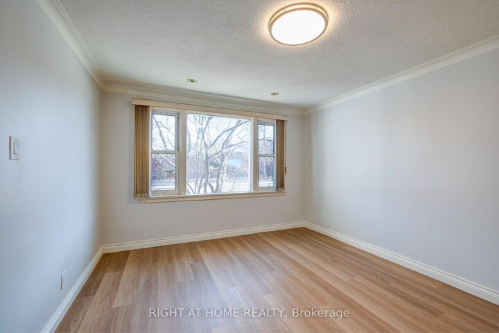 Property Photo:  952 Coxwell Avenue Main  ON M4C 3G3 