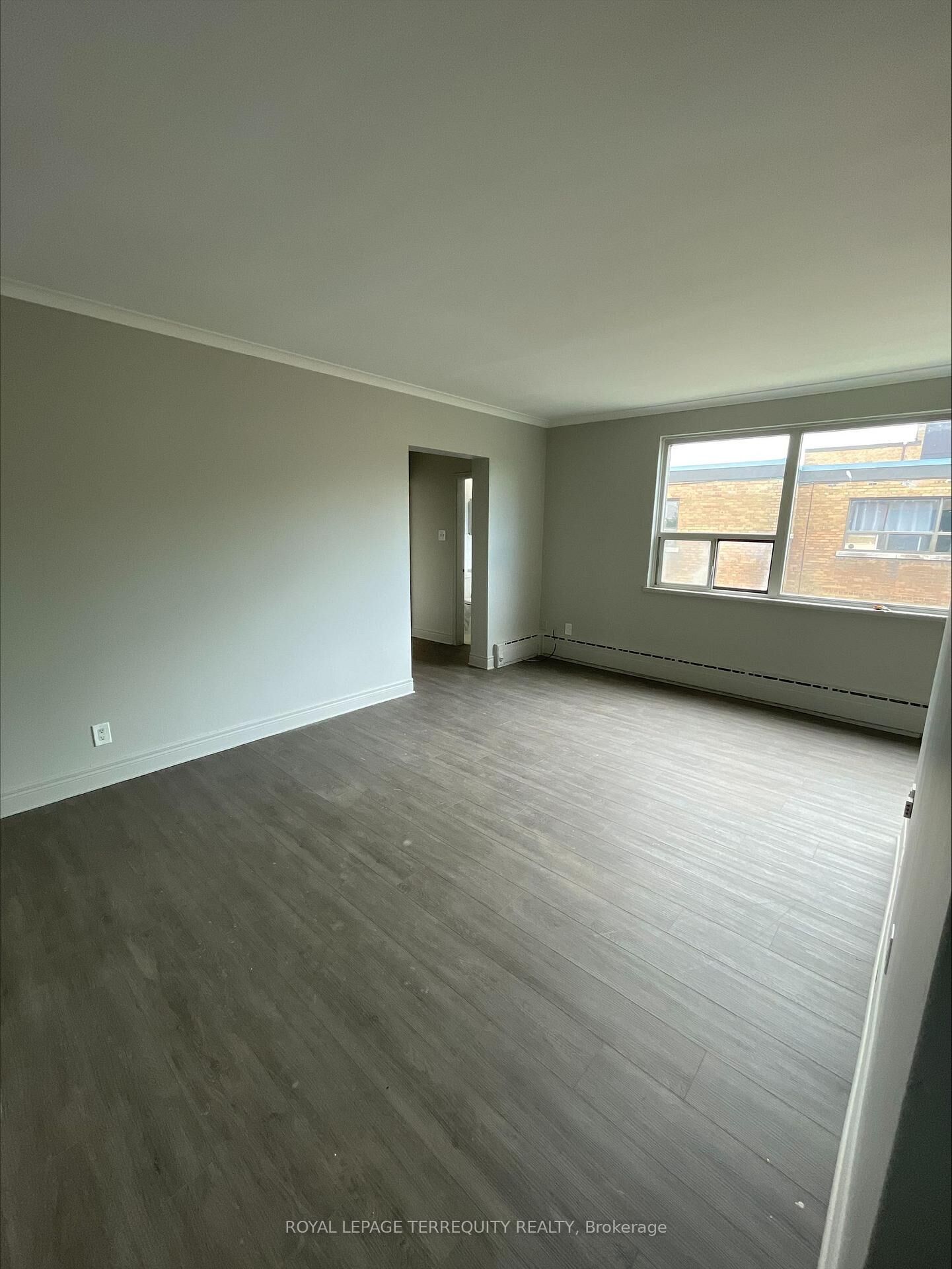 Property Photo:  2548 Keele Street 204  ON M6L 2N8 