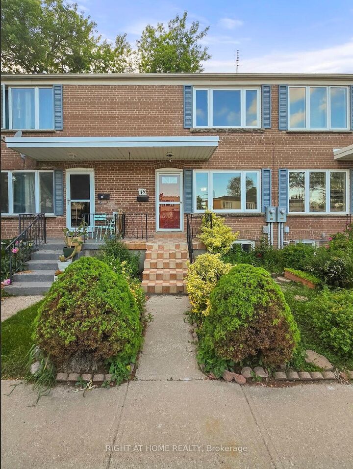 740 Kennedy Road 49 — photo 1