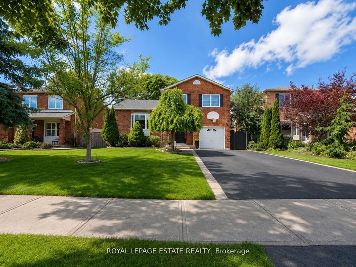 130 William Stephenson Drive — photo 1
