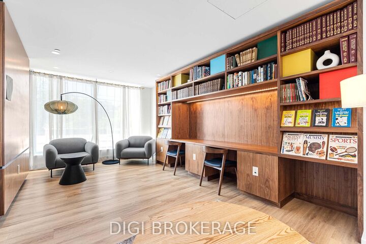 Property Photo:  2070 Scott Street 1305  ON K1Z 0C8 
