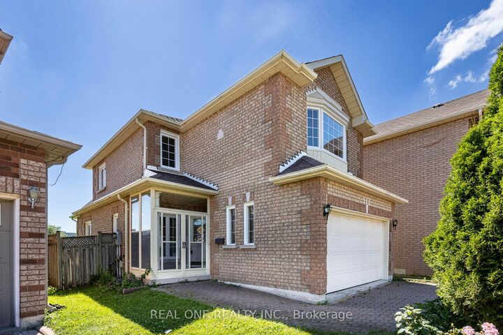 Property Photo: 113 Milliken Meadows Drive ON L3R 0V9