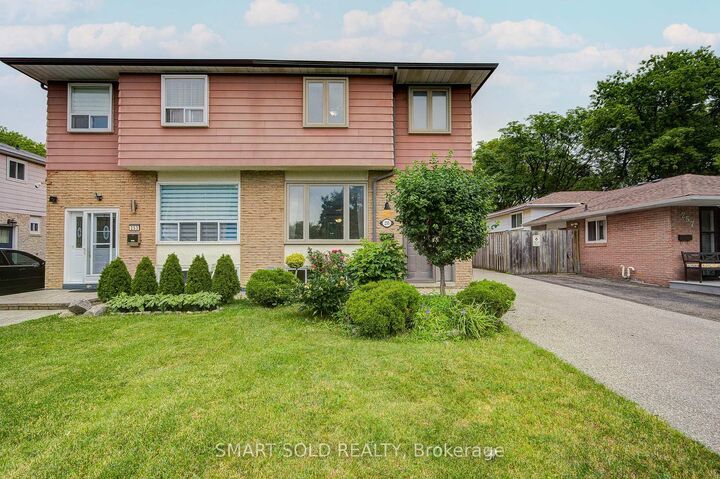 Property Photo:  255 Cedar Avenue  ON L4C 2B3 