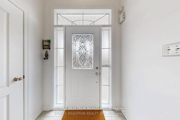 Property Photo: 37 Jonas Millway N/A ON L4A 0M4