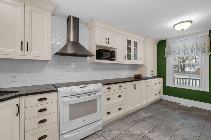 Property Photo:  90 Doran Road  ON L9X 0L5 