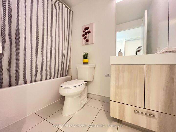 Property Photo:  251 Jarvis Street 2205  ON M5B 0C3 