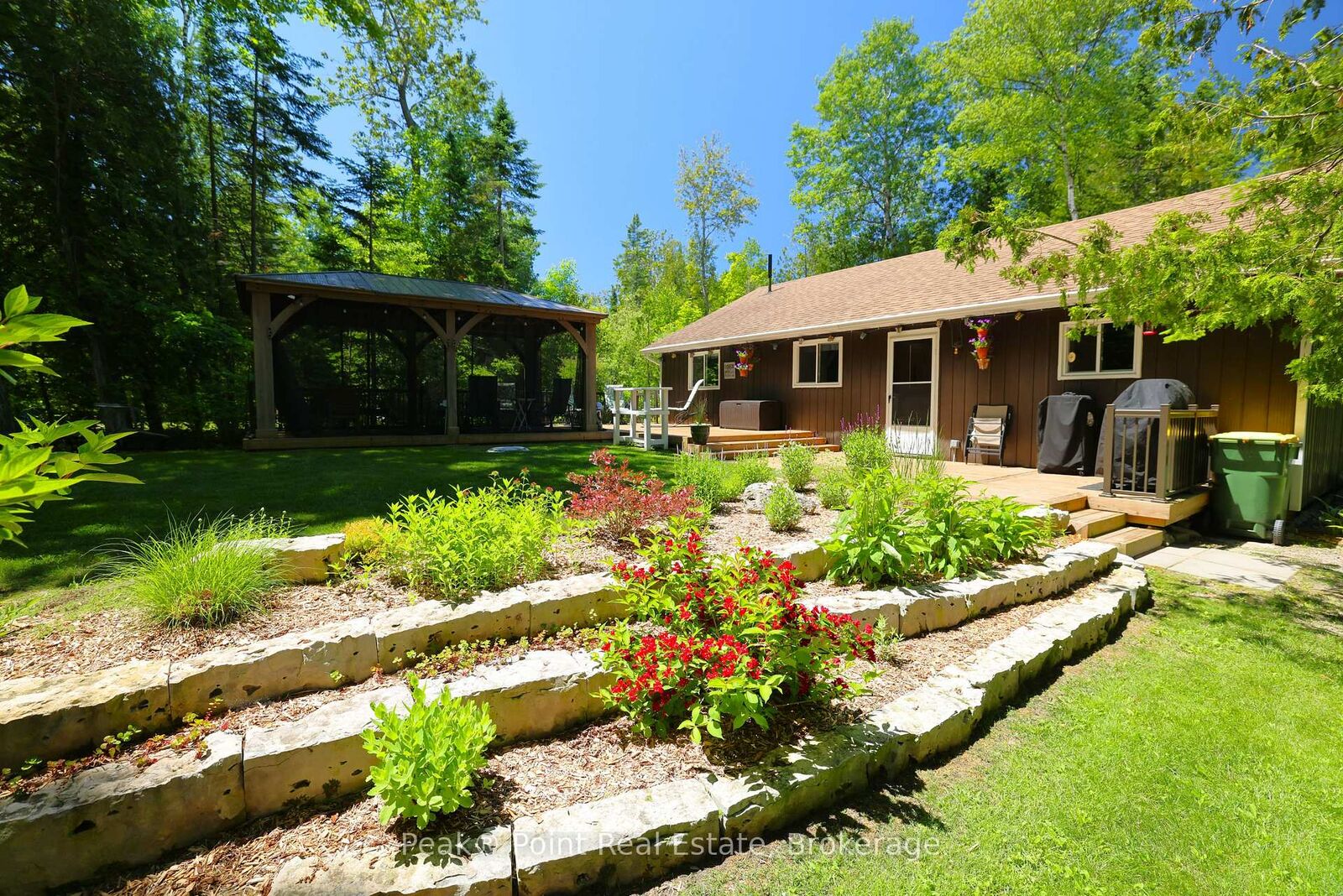 Property Photo: 6 Kahgee Street ON N0H 2G0