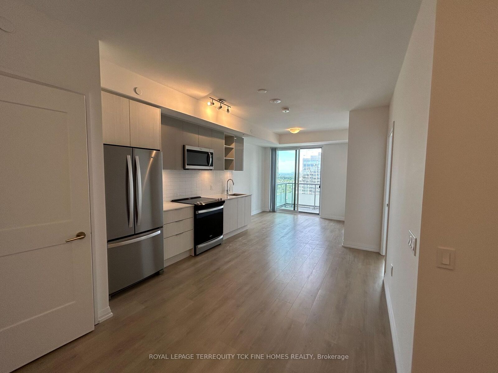 Property Photo:  50 Dunfield Avenue 3414  ON M4S 0E4 