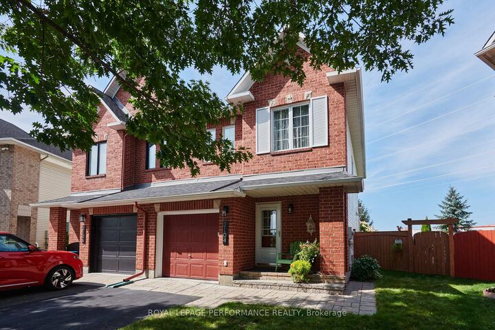 Property Photo:  2104 Liska Street  ON K4A 4J6 