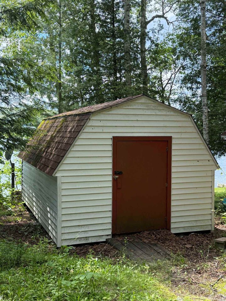 Property Photo:  764 Skyline Drive B  ON P0A 1J0 