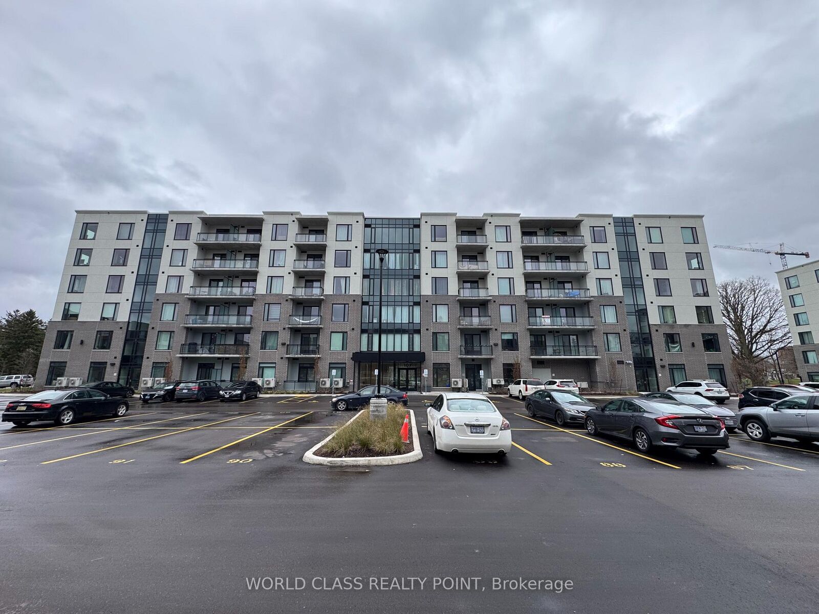 Property Photo:  107 Roger Street 609  ON N2J 0G3 