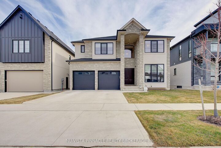 Property Photo: 1521 Medway Park Drive ON N6G 0Z6