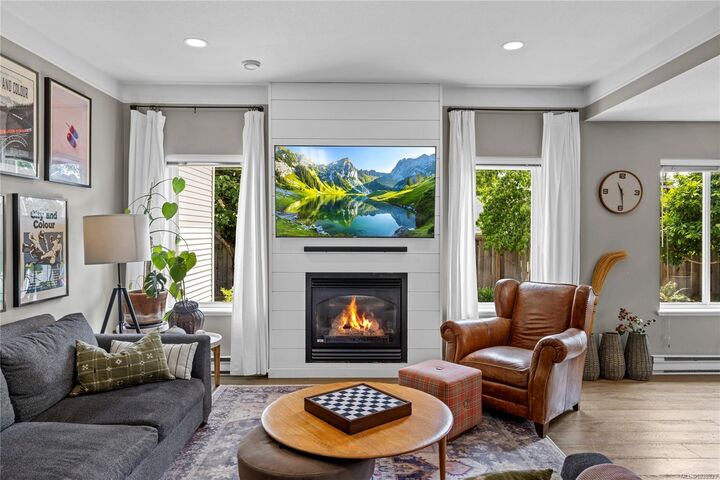 Property Photo:  225 Crabapple Cres  BC V9P 2P7 