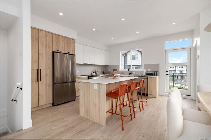 Property Photo:  368 Tradewinds Ave #81  BC V9C 0S5 