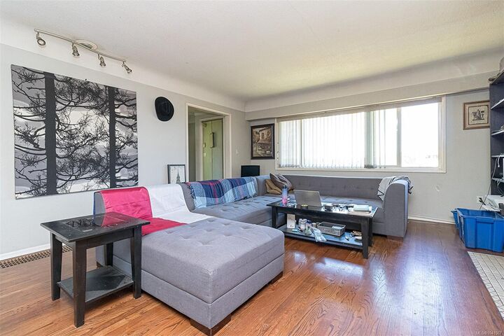 Property Photo: 575 Burnside Rd E BC V8T 2X7