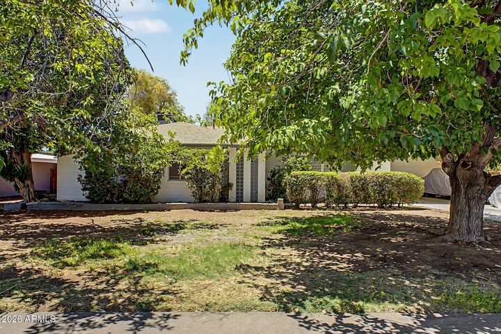 Property Photo:  2210 W Meadow Drive  AZ 85023 