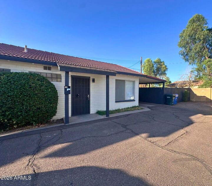 Property Photo:  3927 N Longview Avenue 2  AZ 85014 