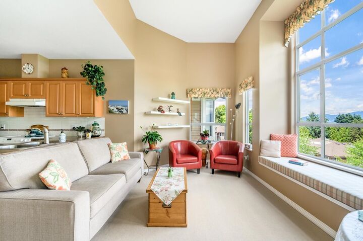 Property Photo: 5280 Oakmount Crescent 406 BC V5H 4S1