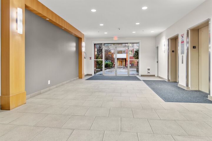 Property Photo: 33539 Holland Avenue 207 BC V2S 0C6