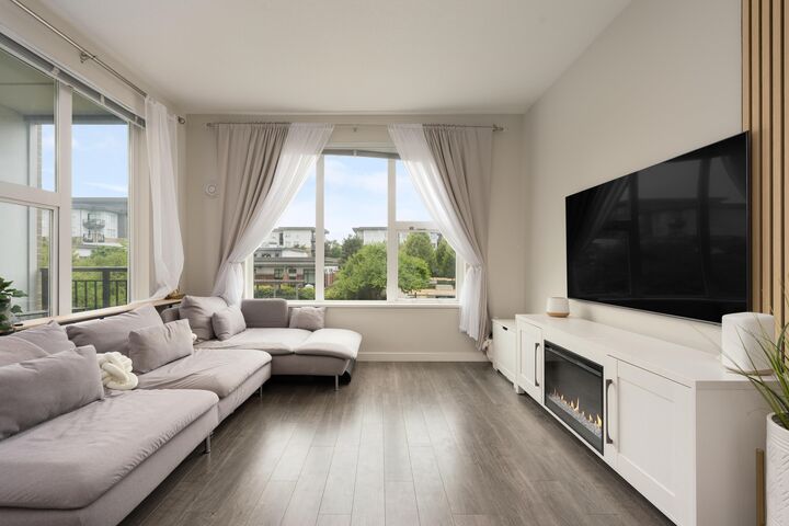 Property Photo: 9388 Tomicki Avenue 215 BC V6X 0P1