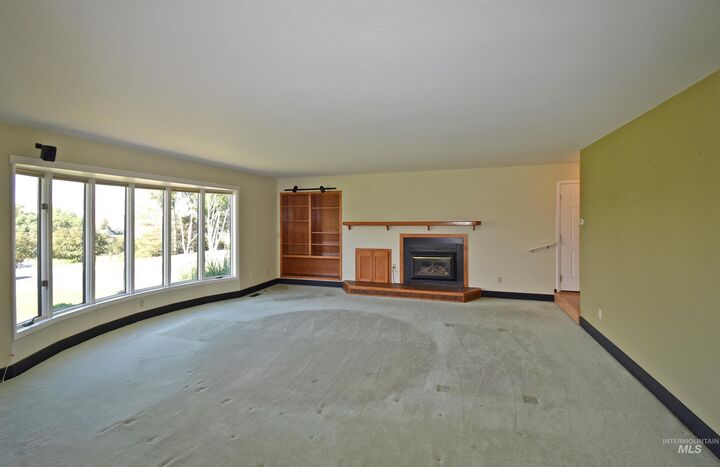 Property Photo:  1021 Grelle Avenue  ID 83501 