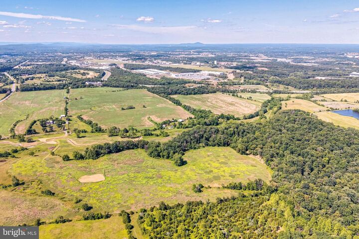 Property Photo:  Evergreen Mills Road  VA 20175 