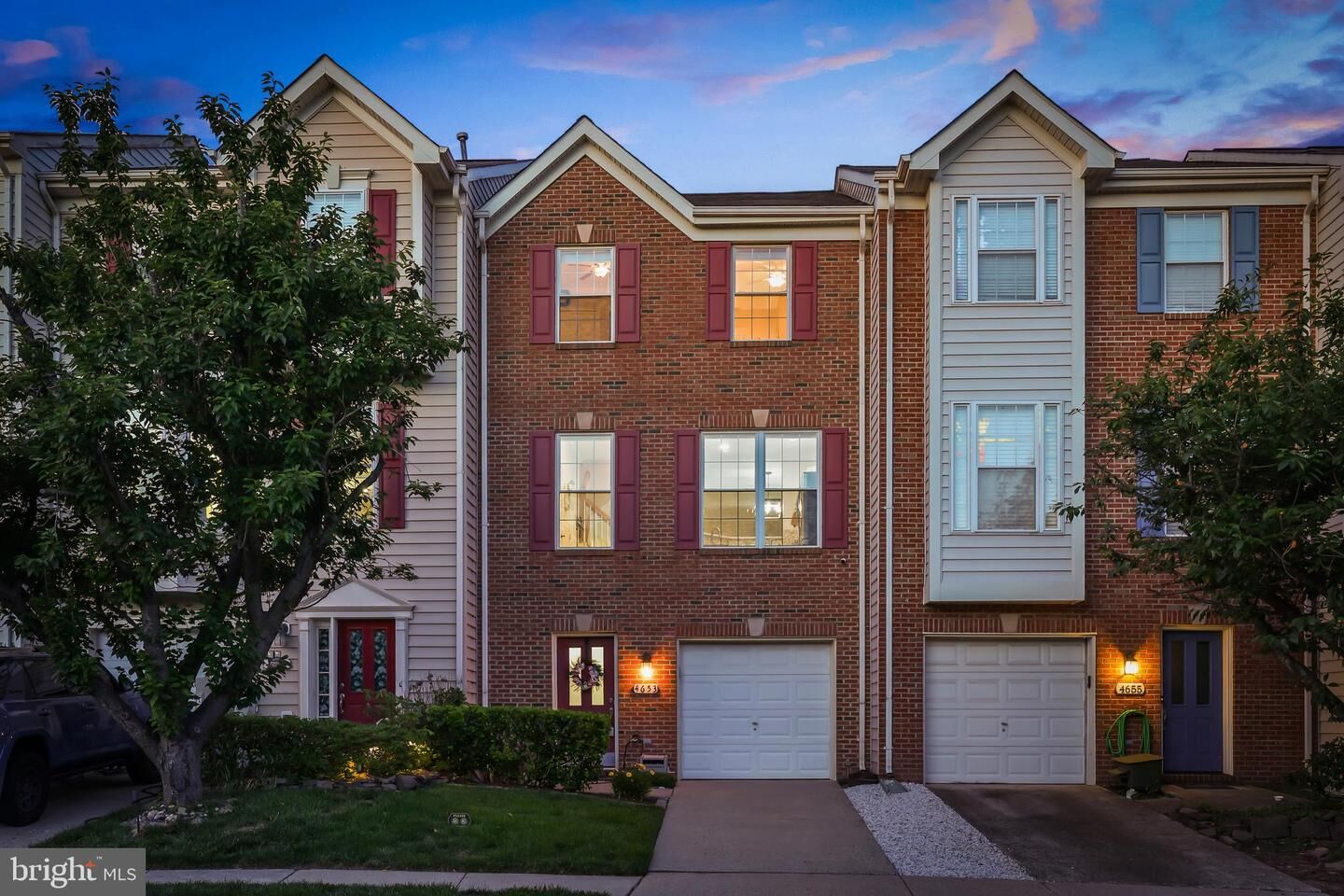 Property Photo:  4653 Flatlick Branch Drive  VA 20151 