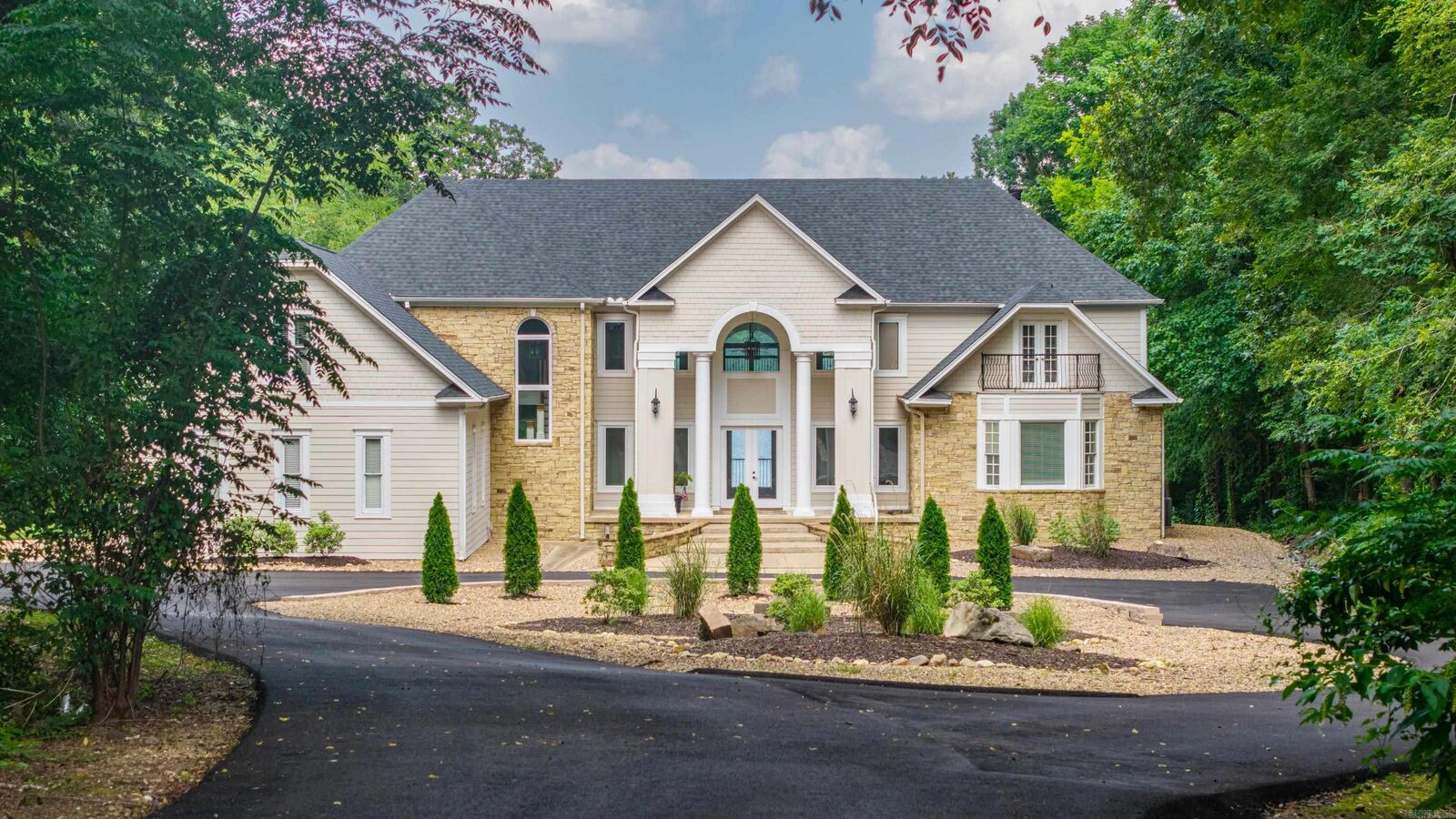 Property Photo:  550 Long Island Drive  AR 71913 