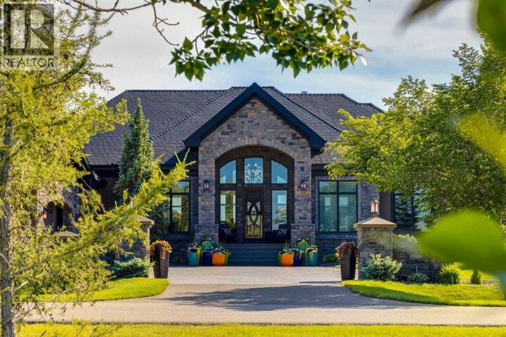 Property Photo:  4 Ranche Drive  AB T1S 4K1 