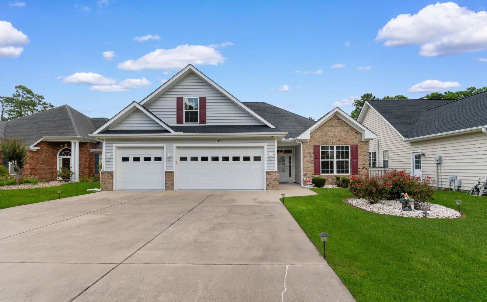 Property Photo: 804 Helms Way SC 29526