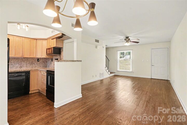 Property Photo: 4333 Hathaway Street NC 28211