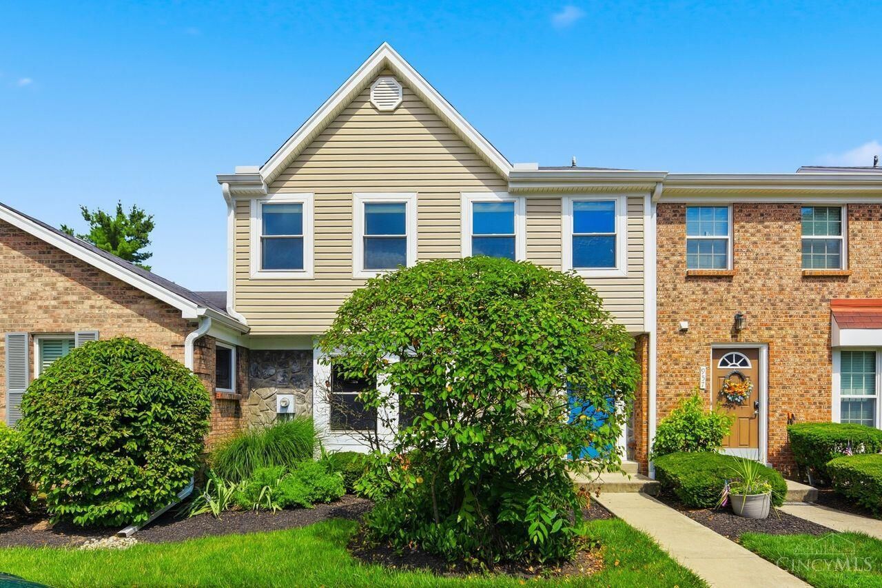 Property Photo: 955 Woodlyn Drive N OH 45230