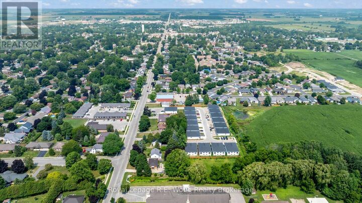 Property Photo:  335 John Street South  ON N5H 2B6 