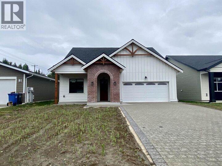 4004 Nash Drive — photo 1