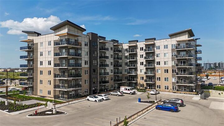 635 Ballantrae Drive — photo 1