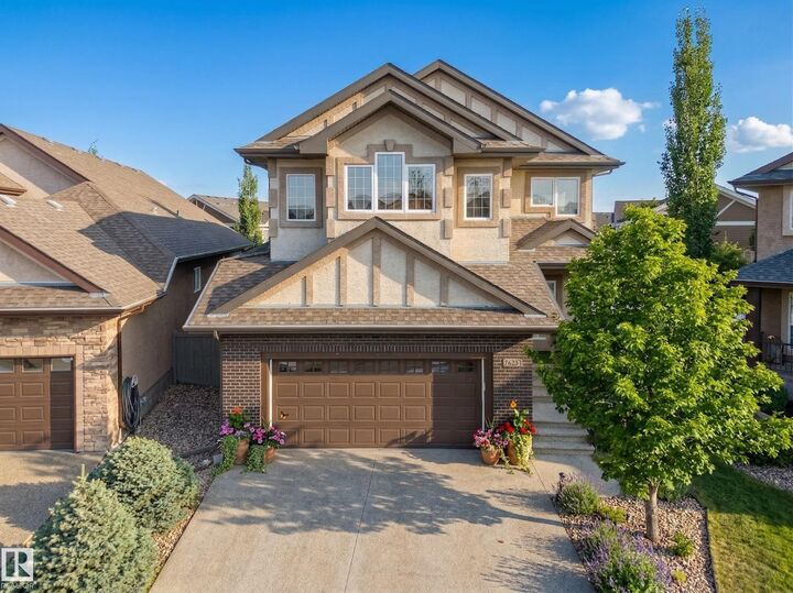 2422 Warry Place SW — photo 1