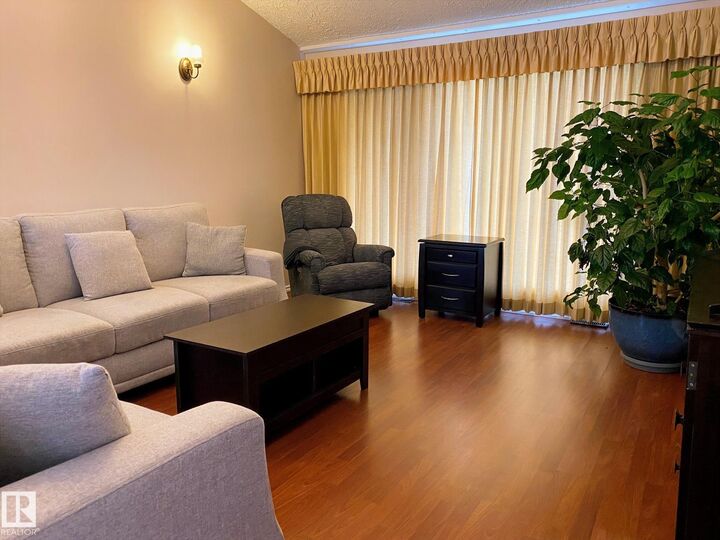 Property Photo:  2211 Millbourne Road NW  AB T6K 0Y3 