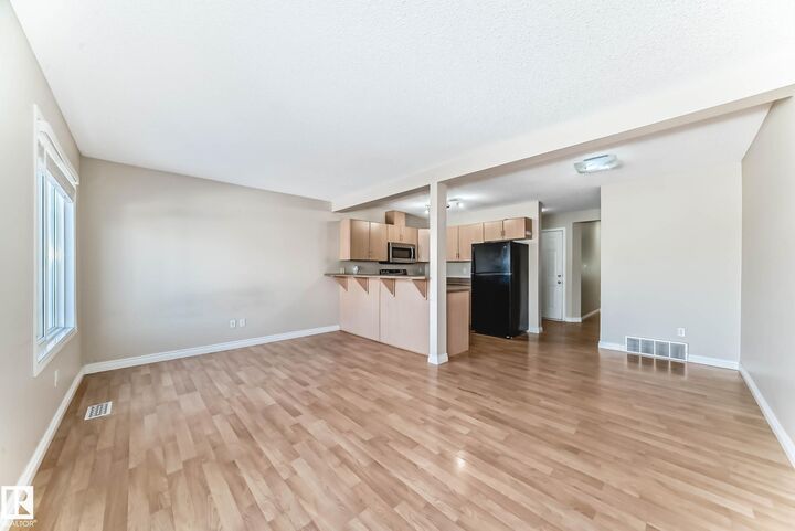 Property Photo:  5922 164 Avenue NW  AB T5Y 0B3 