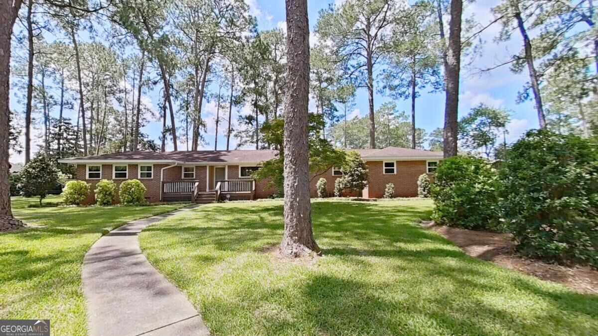 Property Photo: 300 Betty Street GA 31792