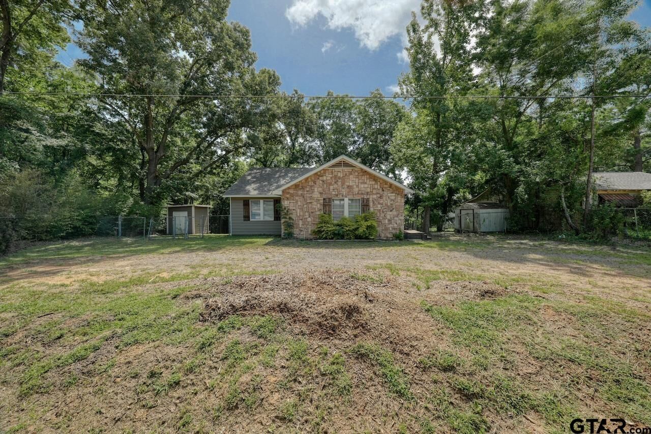 Property Photo:  508 N Tyler St  TX 75755 