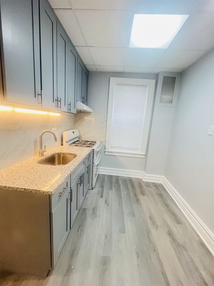 Property Photo:  3718 Park Ave C1  NJ 07086 