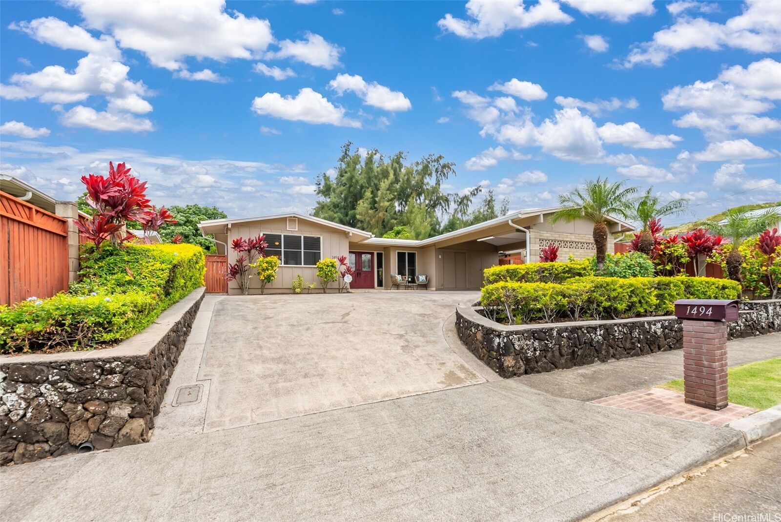 Property Photo:  1494 Kina Street  HI 96734 